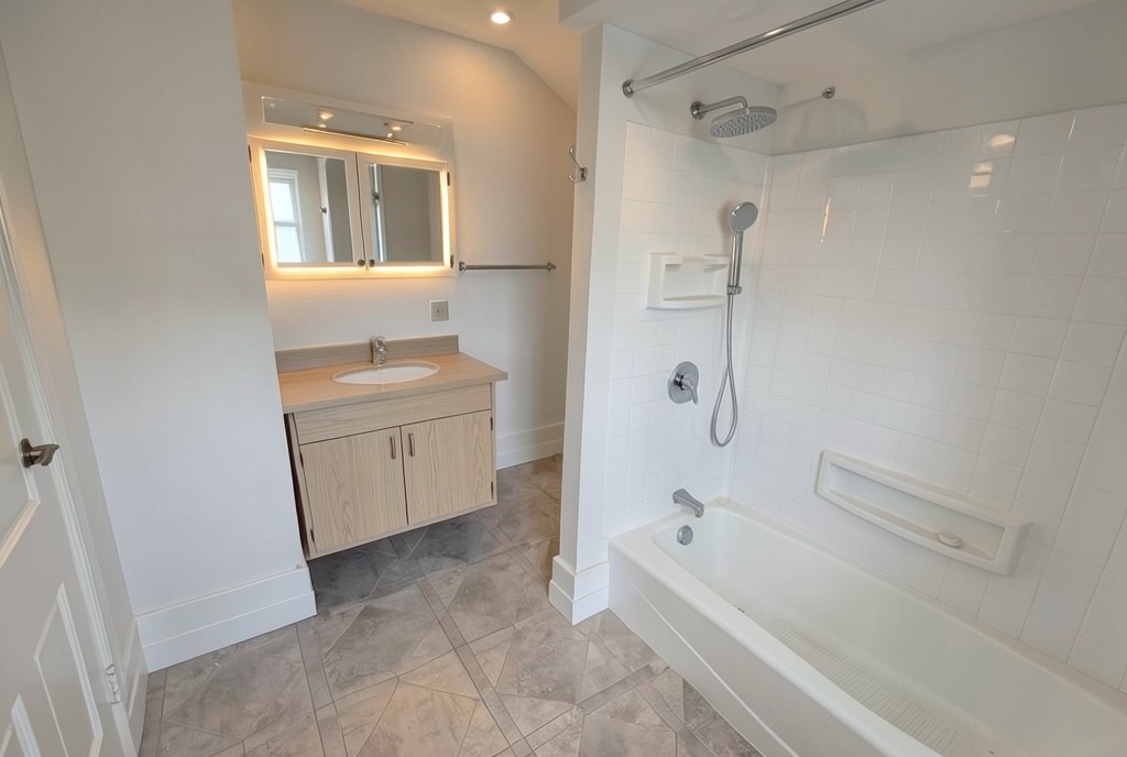Bathroom remodel idea: AI render of a public domain photo